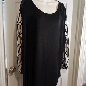 Mimx Black and White Dressy Top  Size 3x